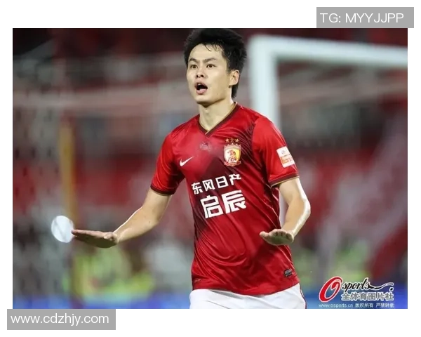 广州足球周刊深度解析中超联赛新赛季球队动态与球员转会趋势