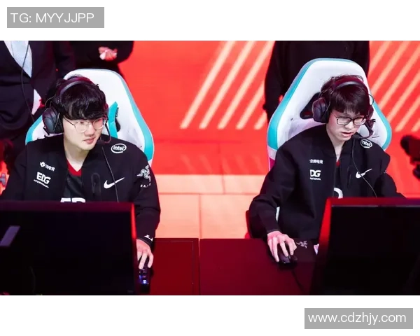 赛后分析：TES与EDG对决中的战术布局与关键决策解析