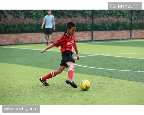 外冈足球的崛起与发展探讨：从地方小队到全国联赛的精彩历程