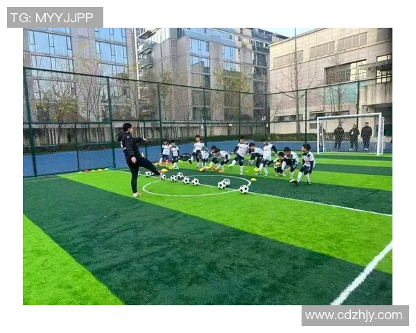 君汇足球引领新潮流打造全方位足球体验助力青少年成长与发展 君汇足球引领新潮流打造全方位足球体验助力青少年成长与发展