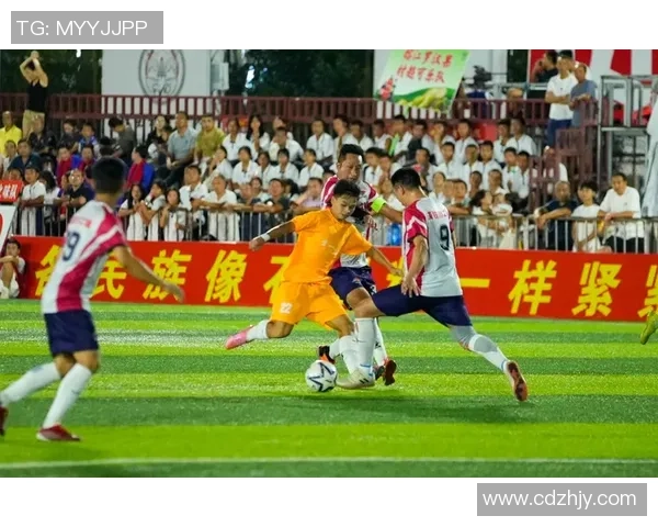 探索足球服样板设计的创新与实用性提升，打造个性化运动风尚